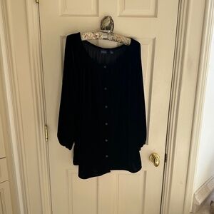 WESTBOUND BLACK POLY VELVET FRONT BUTTON (7) TOP-XL, NEW CONDITION